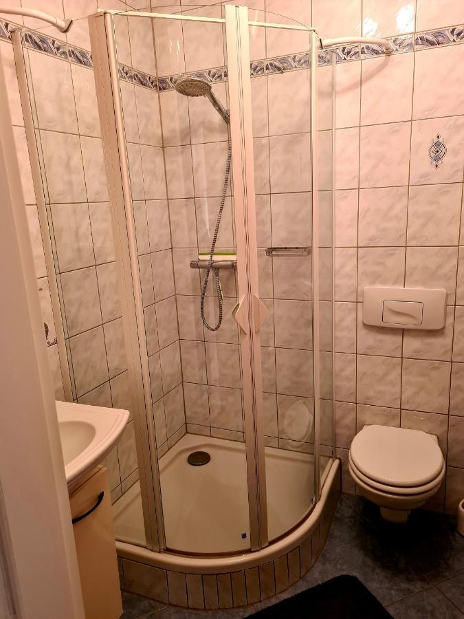 Evi'S Apartment 레겐스부르크 외부 사진
