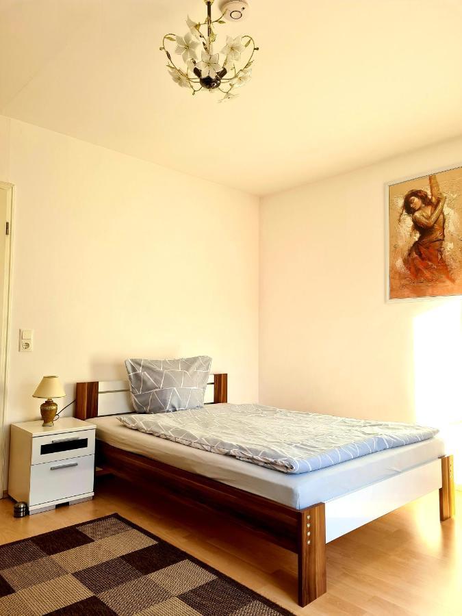 Evi'S Apartment 레겐스부르크 외부 사진